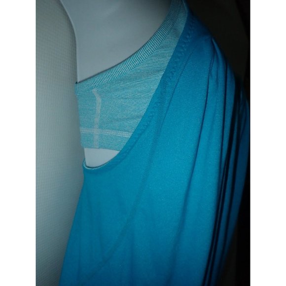 Lululemon Women Size 4 Teal Blue Layered strappy‎ Built in Bra Tank Top Workout - Picture 3 of 5